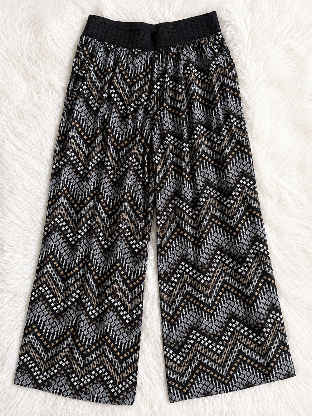 JOE B by Joe Benbasset Boho Wide Leg Palazzo Pants Black Gray Geometric Print